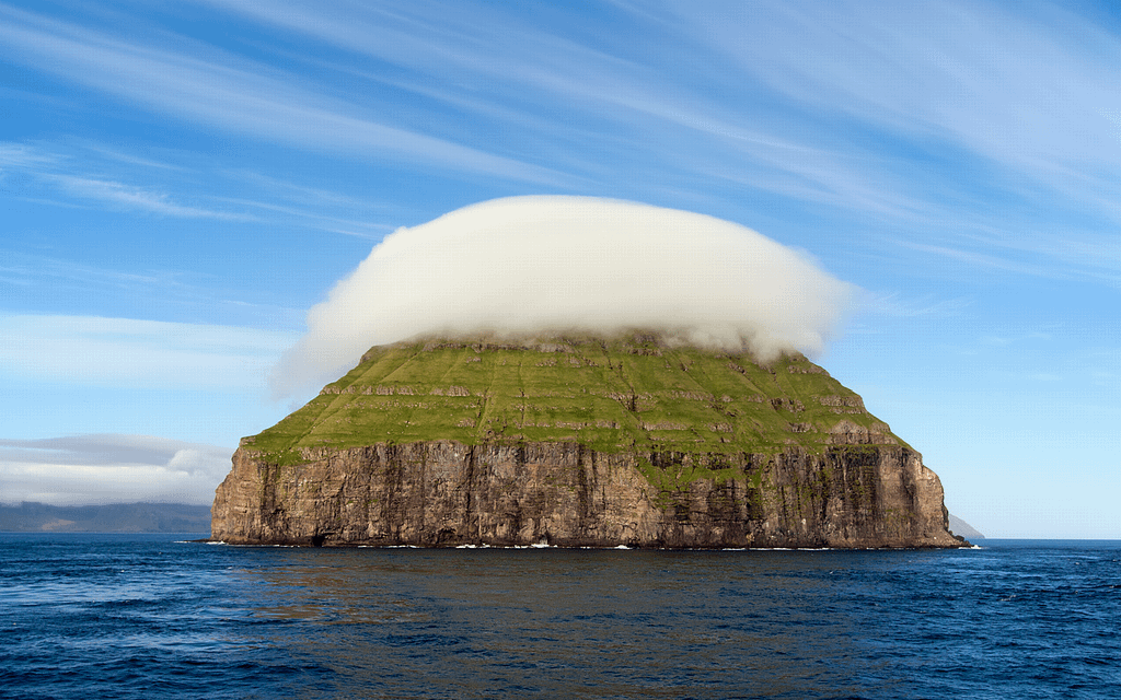 Amazing Photos Of Lenticular Clouds