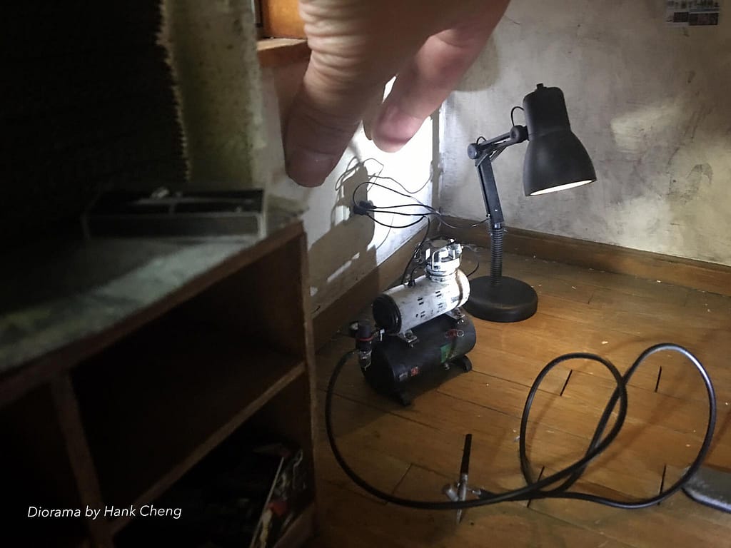 ARTIST MAKES MINIATURE MODEL OF HIS ROOM 29