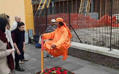 How do Levitating Street Performers Work?