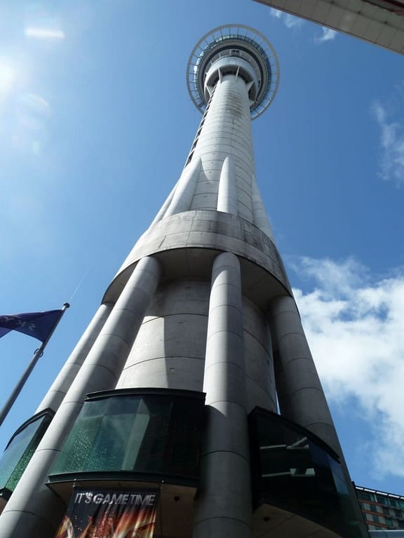 24 of the most creepy places on the planet to look down (56 HQ Photos) Sky Tower in Auckland, New Zealand