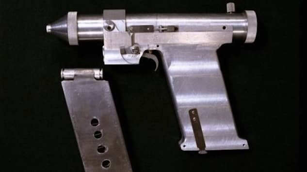 Russia: Exclusive footage of top-secret space laser pistol!