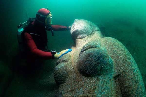 Ancient-City-Discovered-Underwater11