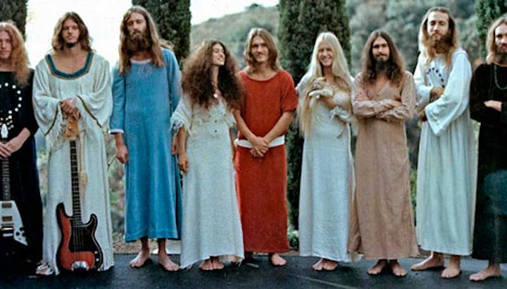 hippie-commune-source-family-6