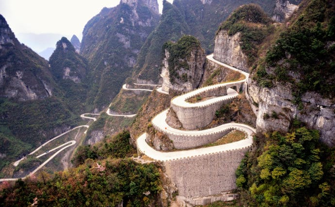 Road To Tianmen Mountains