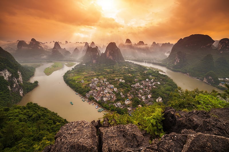 View of the Li River from the top of Lao Zhai Shan