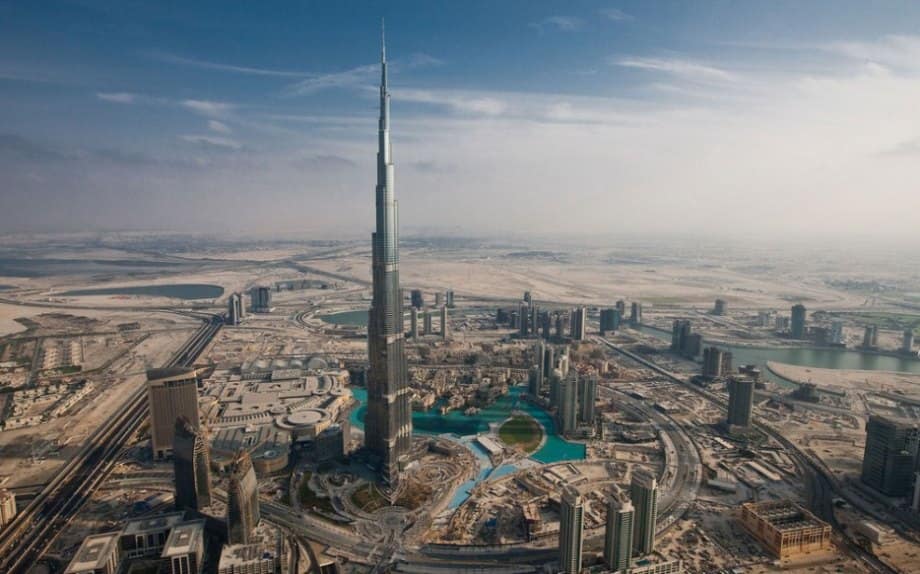 24 of the most creepy places on the planet to look down (56 HQ Photos) The tallest building in the world, Burj Khalifa in Dubai